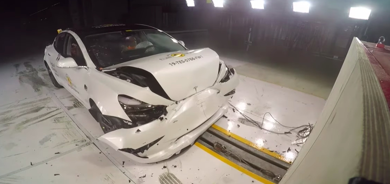 В Euro NCAP разбили Tesla Model 3
