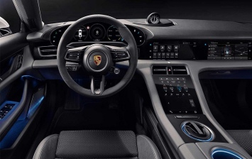 Porsche рассекретил интерьер Taycan