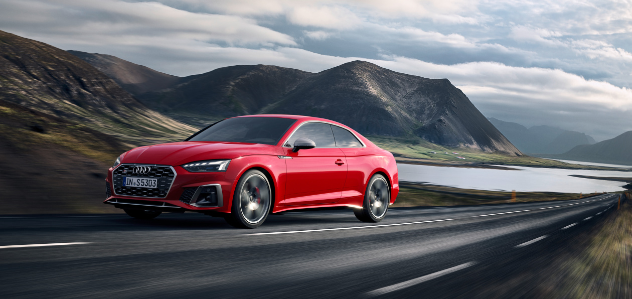 Audi представил обновленное семейство A5