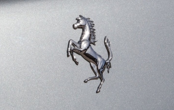 Ferrari раскрыла подробности о первом кроссовере марки
