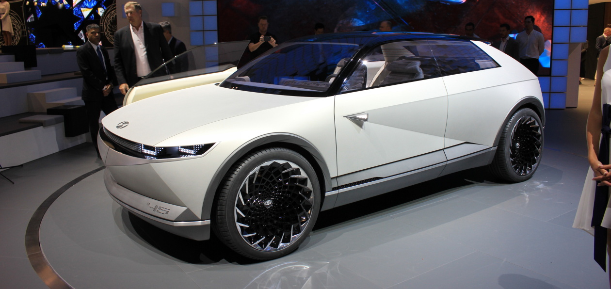 Во Франкфурте состоялась премьера концепта Hyundai «45»