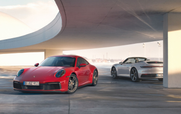 Купе и кабриолет Porsche 911 Carrera получили полноприводную версию
