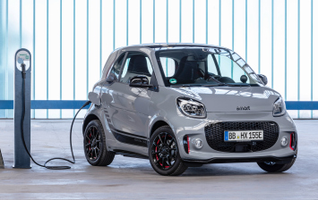 Daimler представит во Франкфурте обновленные электрические Smart