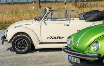 Volkswagen превратил ретро-версию Beetle в электрокар