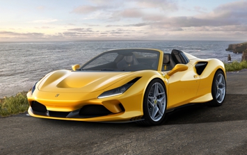Ferrari представил два супермощных карбиолета