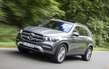 Mercedes представил гибридные GLC и GLE
