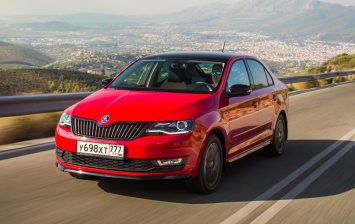 В Skoda назвали сроки появления в России Rapid второго поколения