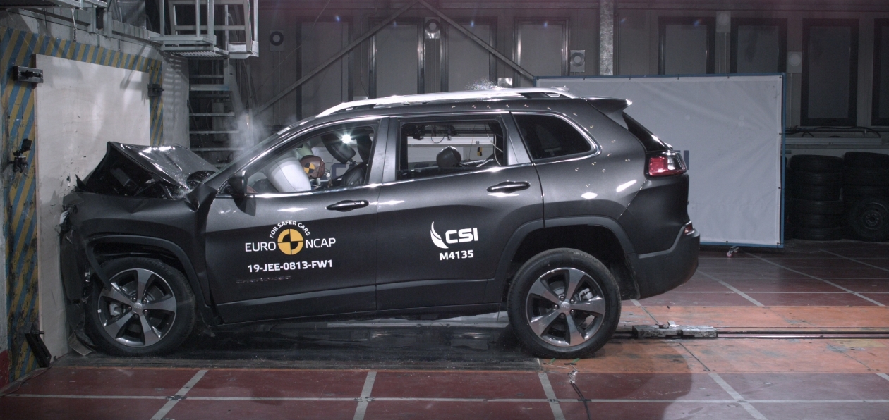 Две новинки не дотянули до пяти звезд в краш-тестах Euro NCAP