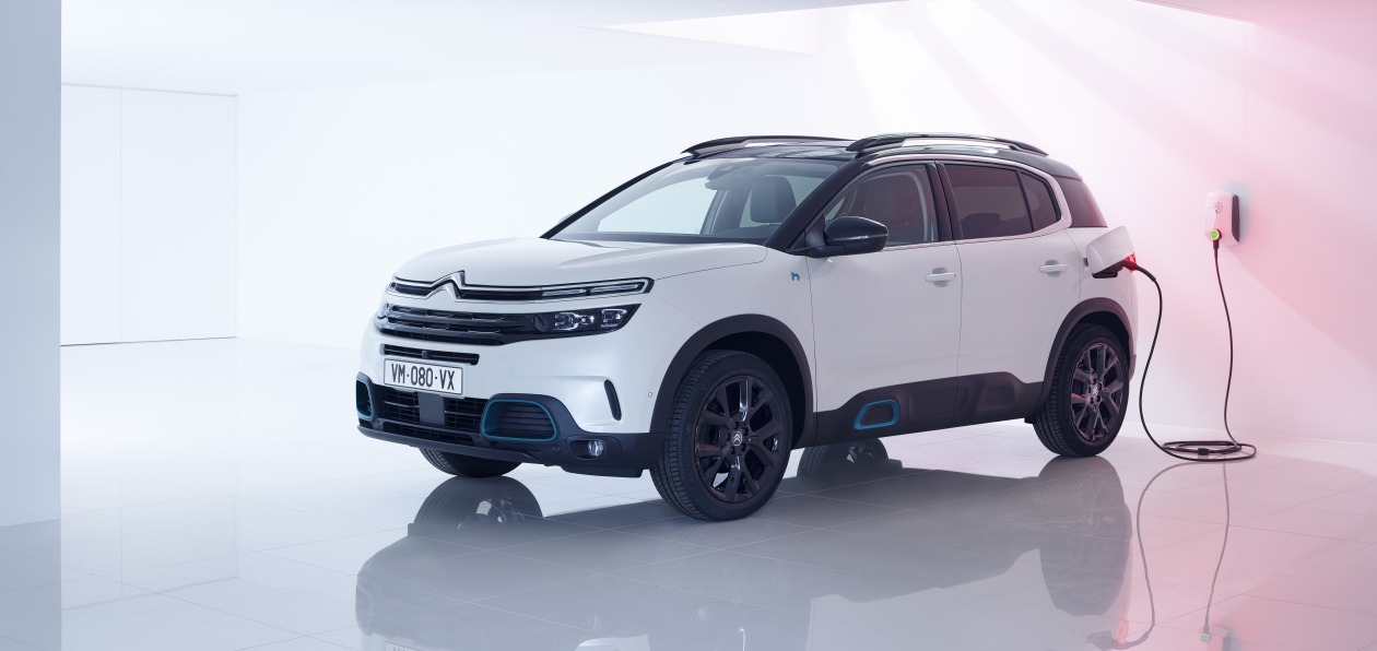 Citroen «электрифицировал» кроссовер C5 Aircross