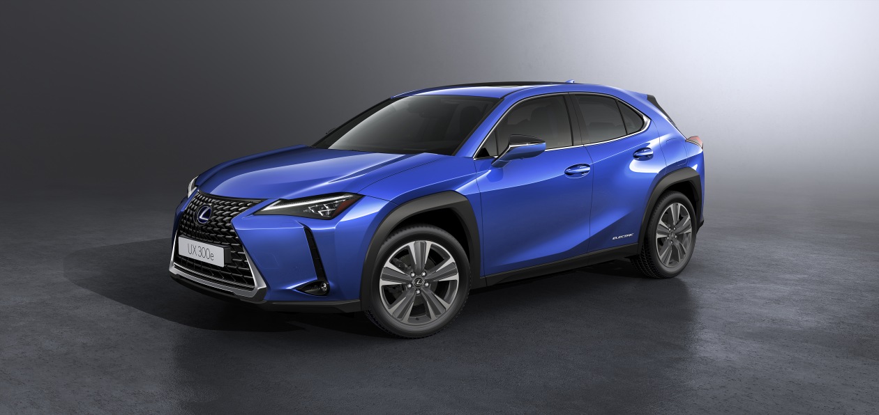 Первым электромобилем Lexus стал UX 300e