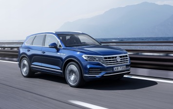 Volkswagen Touareg доступен в России в новой комплектации