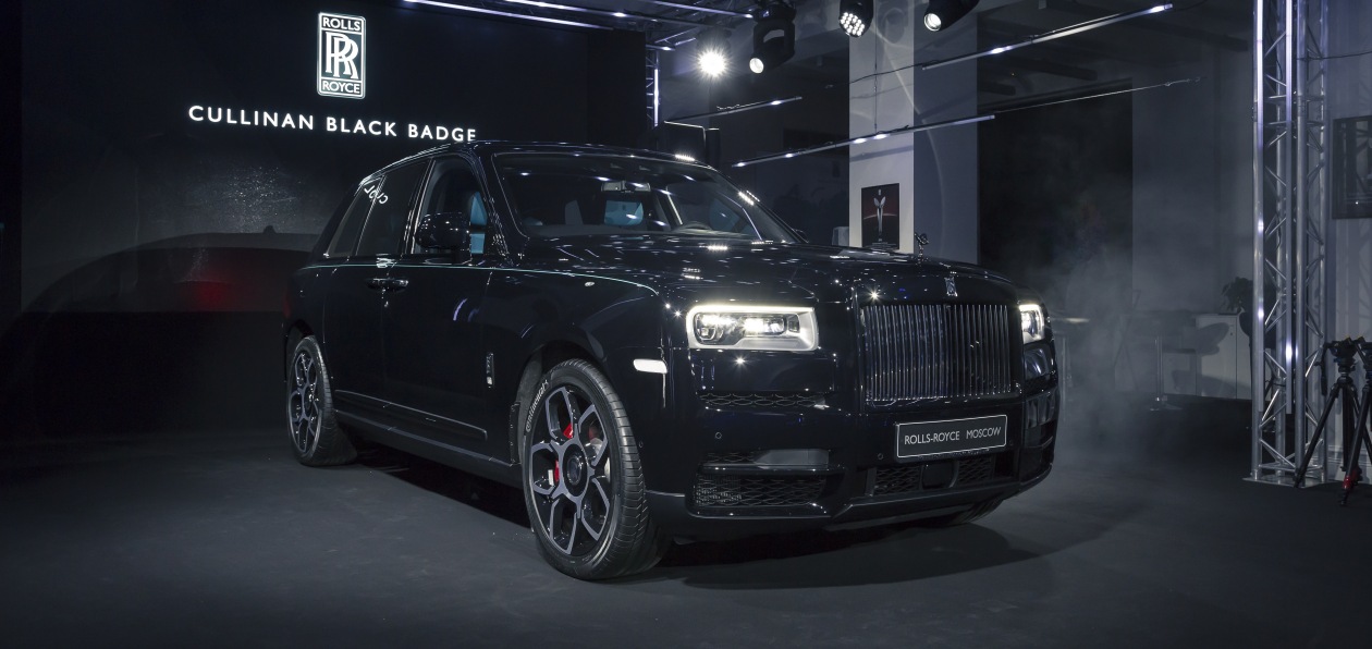 Rolls-Royce представил в России новый Cullinan Black Badge