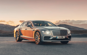 Bentley начал поставки Flying Spur нового поколения