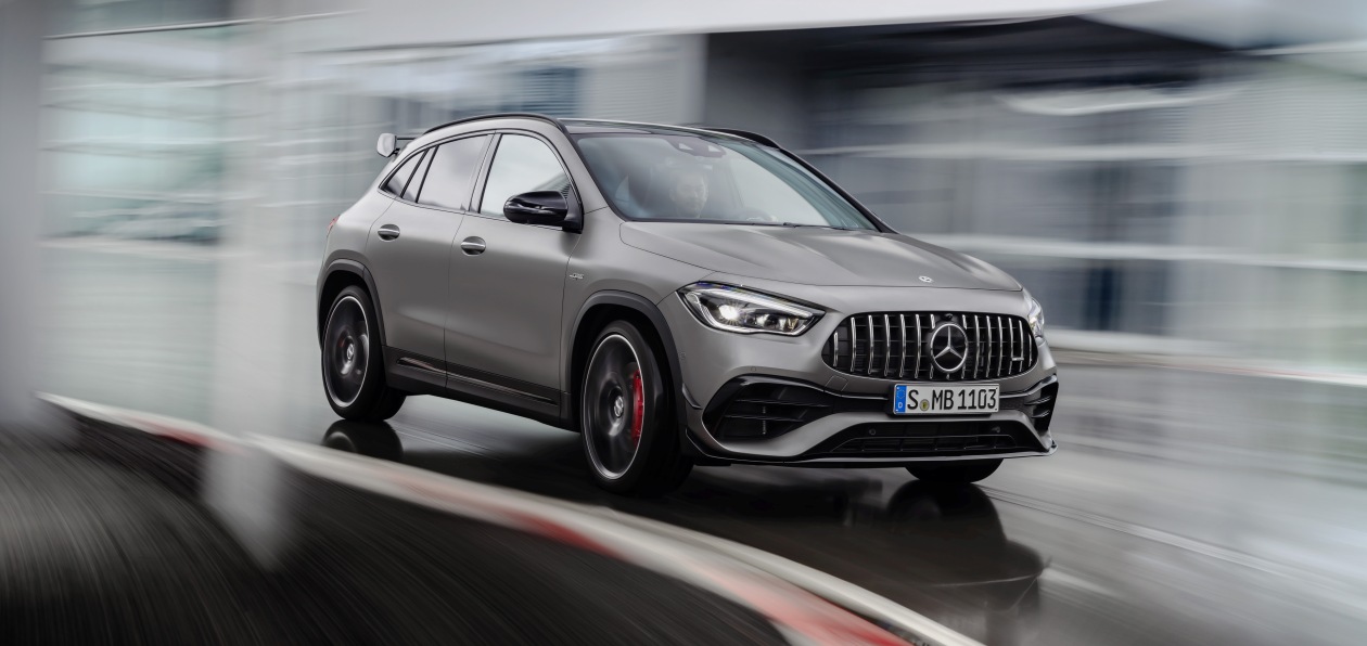 Mercedes представил новую AMG-версию кроссовера GLA