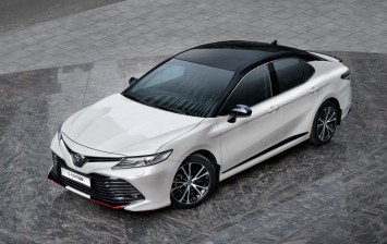 Toyota открыла прием заказов на Camry S-Edition