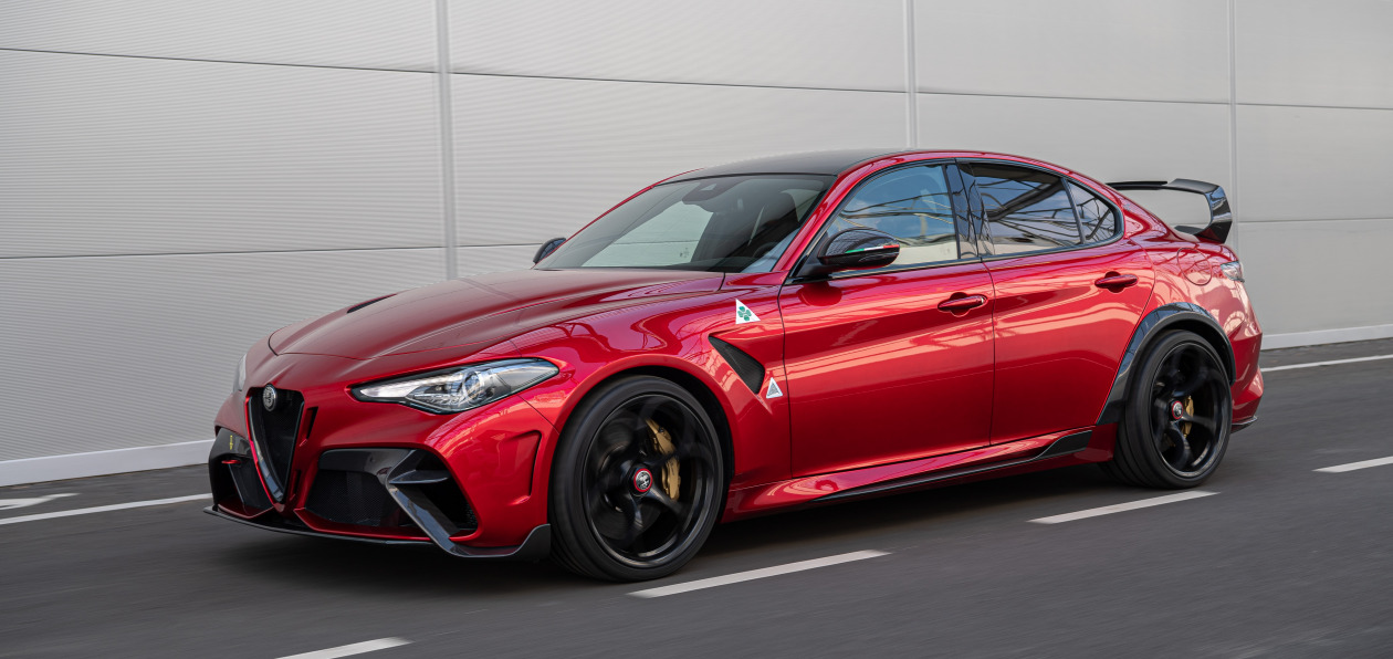 Alfa Romeo представила Giulia в версии GTA