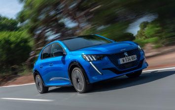 Автомобилем года 2020 в Европе стал Peugeot 208