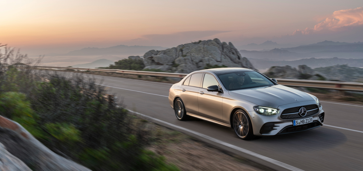 Mercedes официально представил обновленный E-class