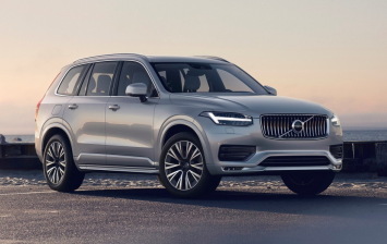 Volvo расширила базовую комплектацию XC90