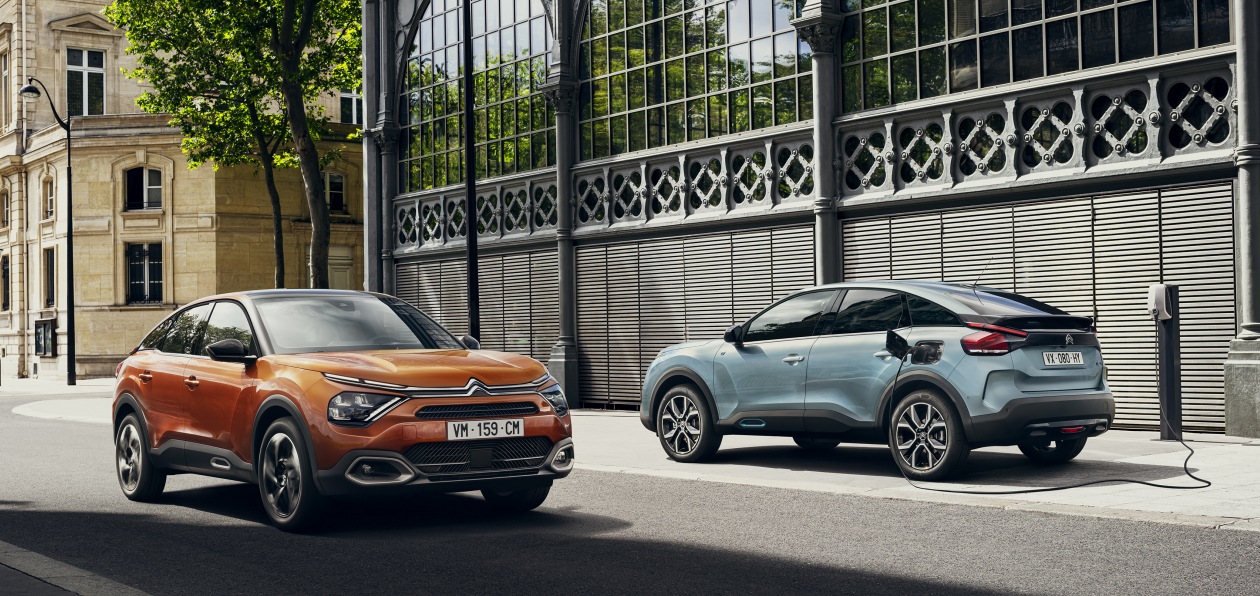 Citroen представил новые C4 и e-C4
