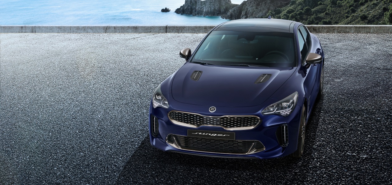 Kia показала обновленный Stinger