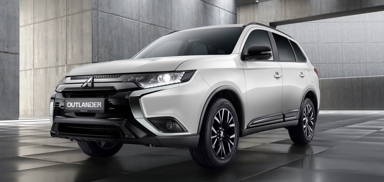 Mitsubishi представил ограниченную серию Outlander Black Edition