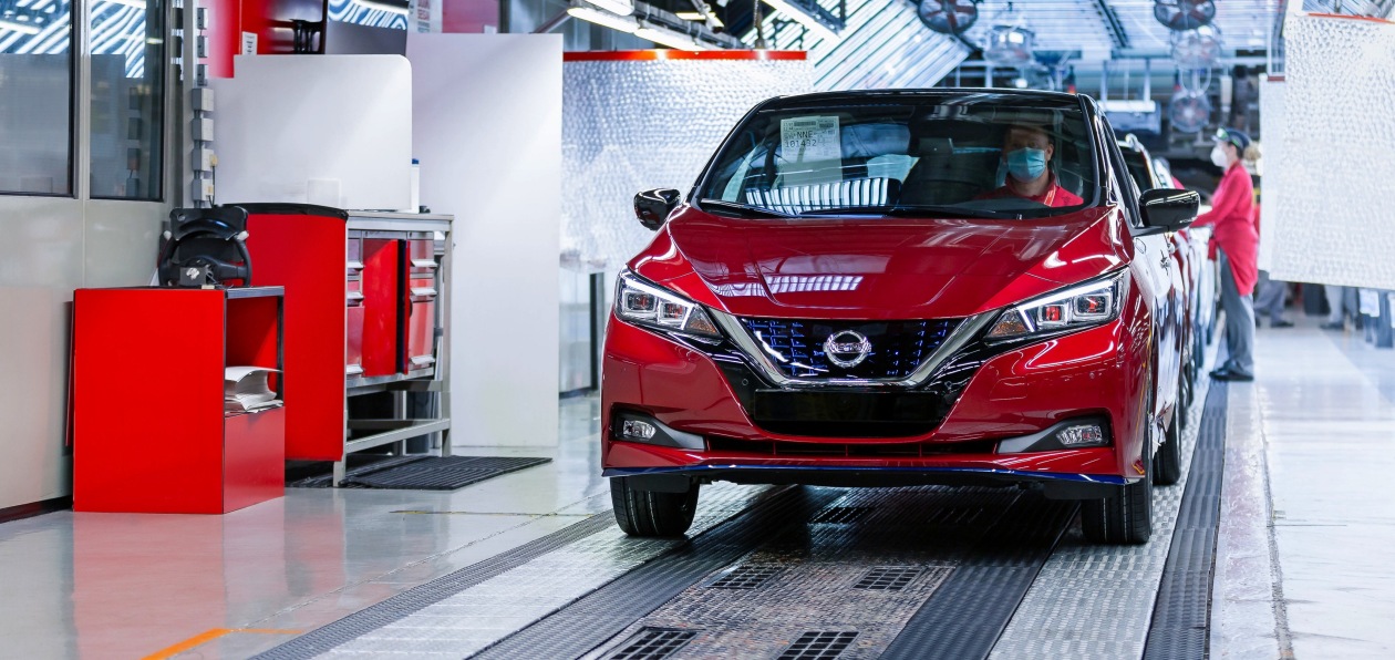 Nissan выпустил полумиллионный Leaf