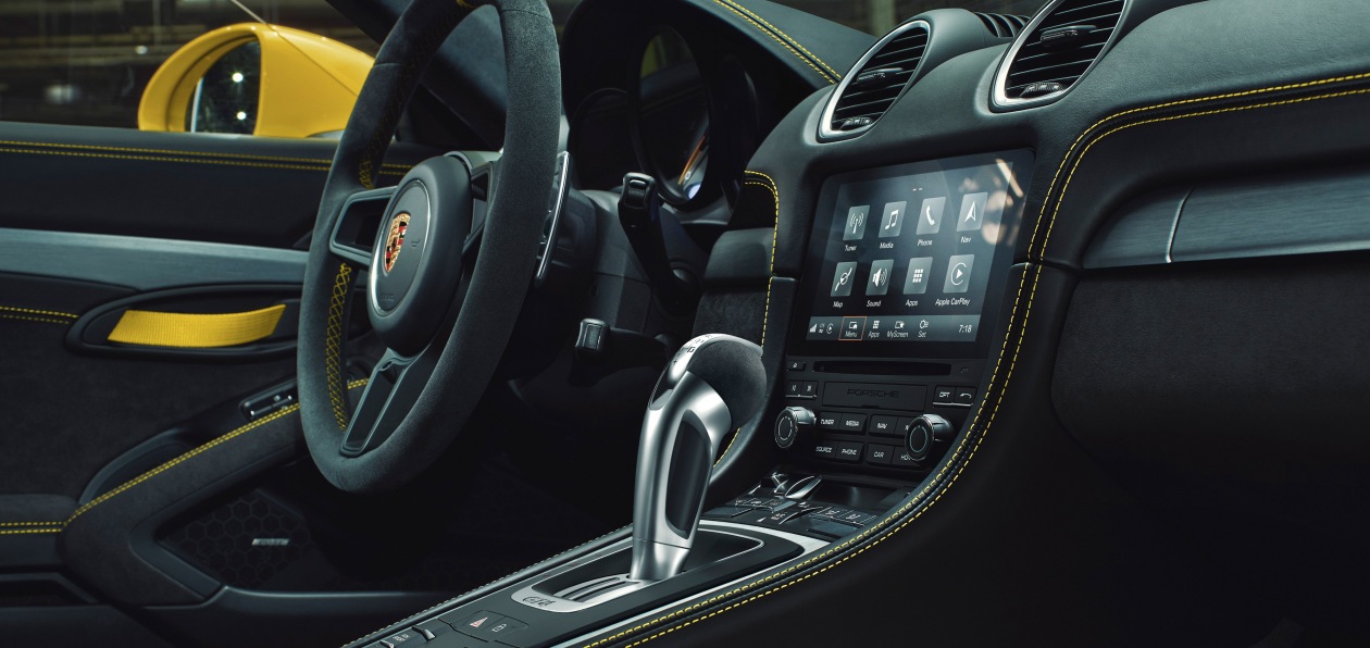 Флагманские модели Porsche семейства 718 получили «робот» PDK