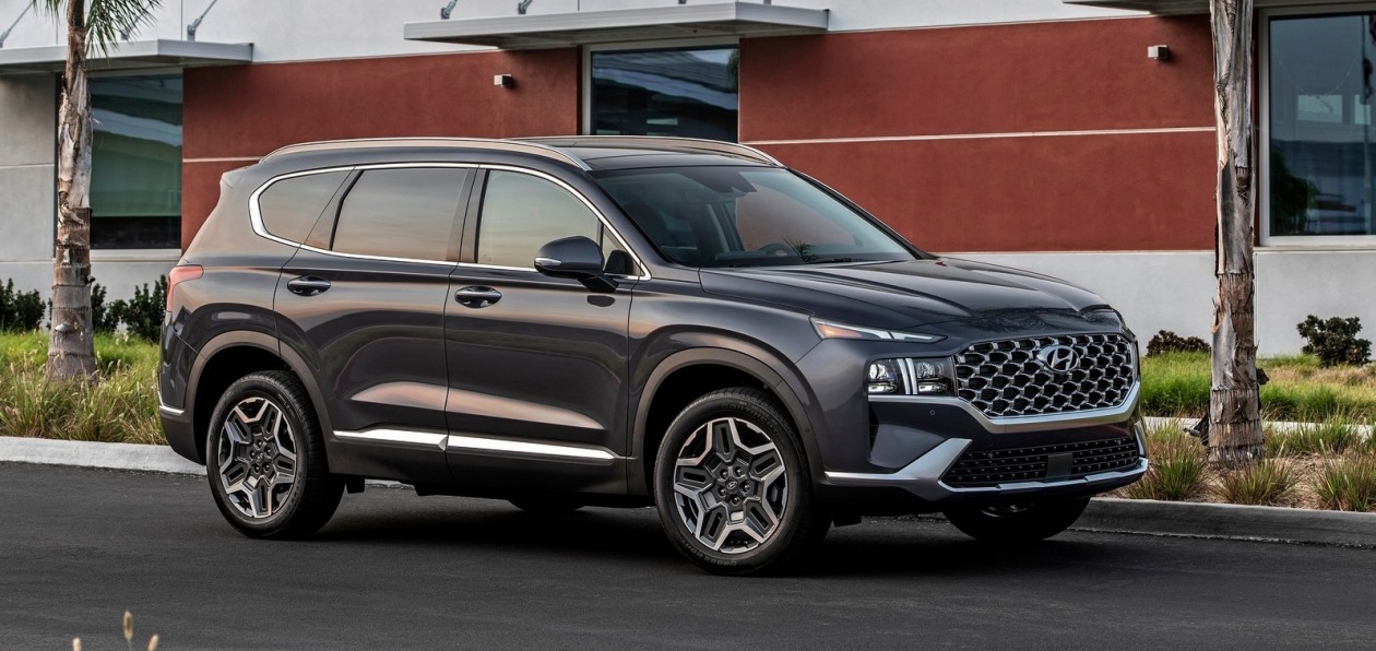 Hyundai представил новые двигатели для обновленного Santa Fe