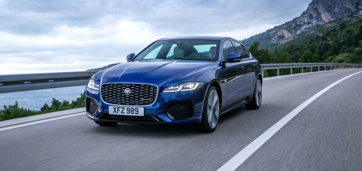 Jaguar обновил модель XF