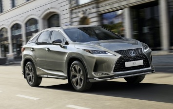 Lexus представил «черную» версию кроссовера RX