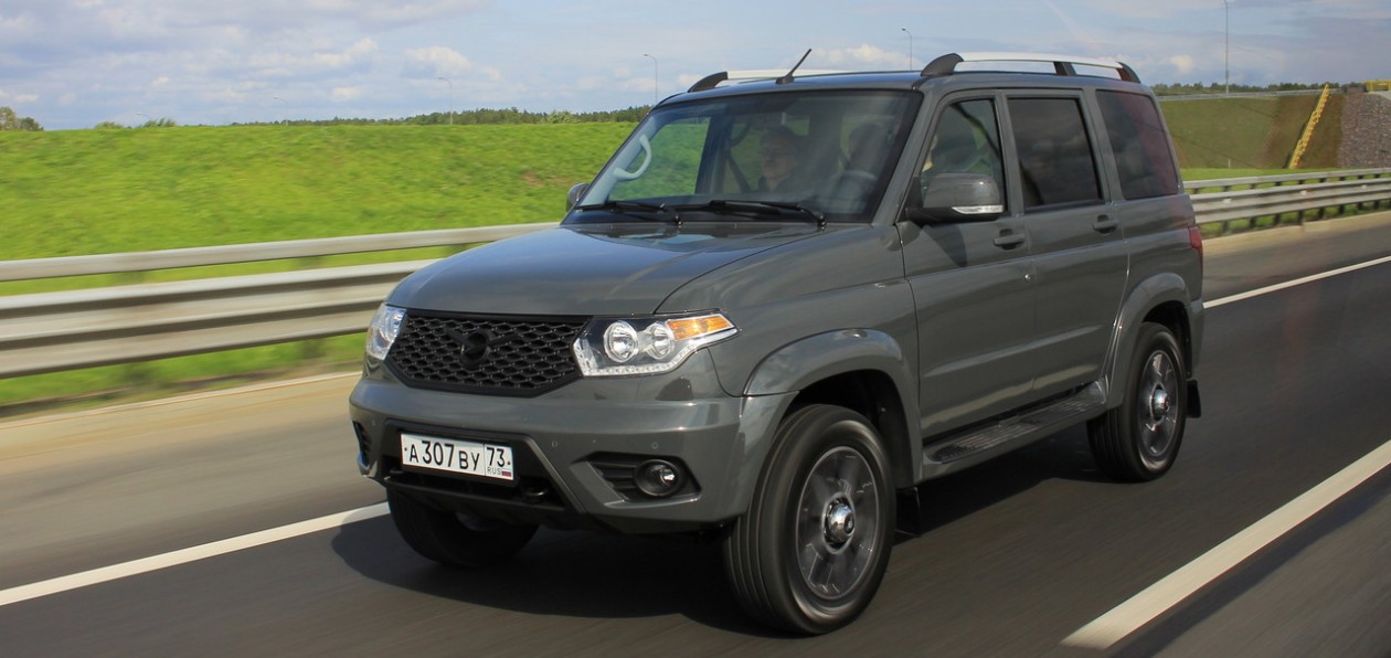 УАЗ предлагает арендовать Патриот с «автоматом»