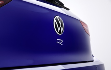 Volkswagen назвал дату мировой премьеры нового Golf R