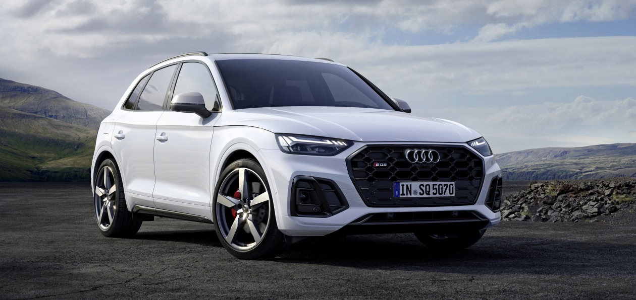 Audi SQ5 TDI обновился и получил модернизированный двигатель