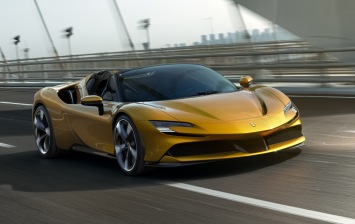 Ferrari показала свой флагманский спайдер