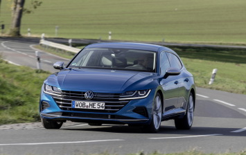 Volkswagen Arteon стал подключаемым гибридом