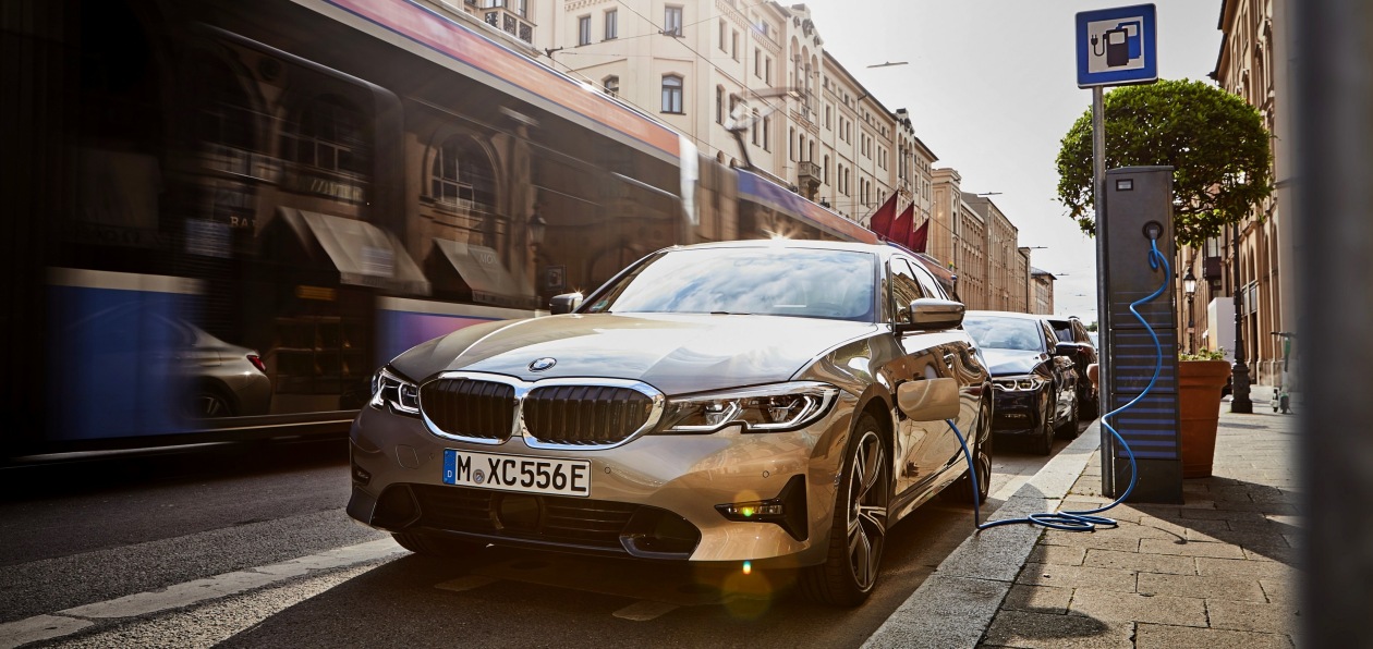 К 2023 году 20% автомобилей, выпускаемых BMW, будут электрическими