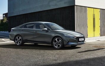 Новый Hyundai Elantra получил российский ценник