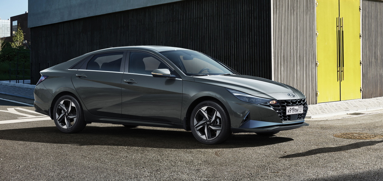 Новый Hyundai Elantra получил российский ценник