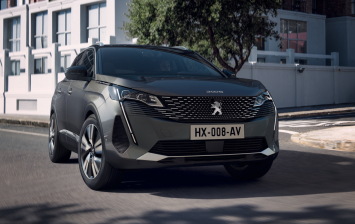 Обновленные Peugeot 3008 и 5008 получили российские ценники