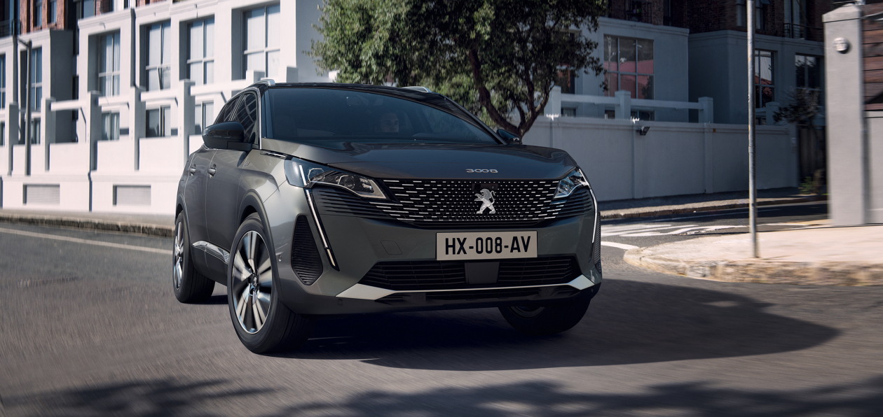 Обновленные Peugeot 3008 и 5008 получили российские ценники