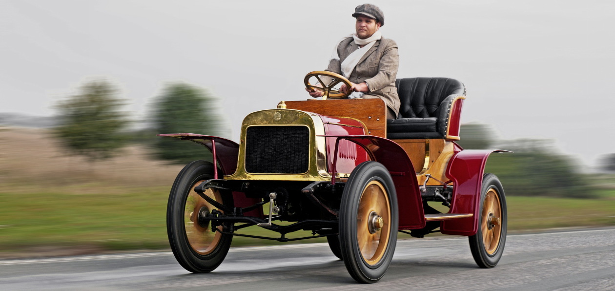 Skoda отмечает 115-летие выпуска своего первого автомобиля