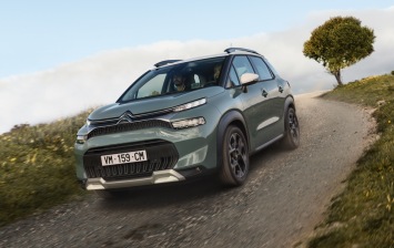 Citroen показал обновленный C3 Aircross