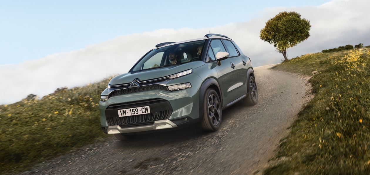 Citroen показал обновленный C3 Aircross