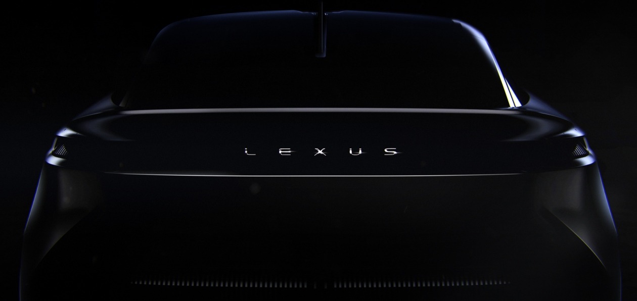 Lexus выложил тизер новой модели