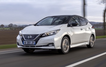 Nissan выпустил юбилейную спецверсию Leaf