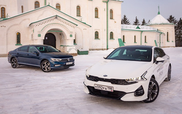 Тест-драйв Volkwagen Passat 2.0 TSI против Kia K5 2.5 GDI: обгон на финише