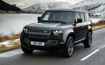 Land Rover «оценил» в рублях новый Defender V8