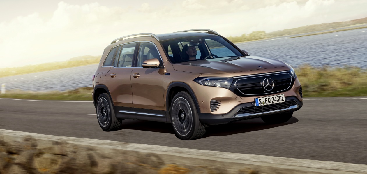 Шанхай 2021: Mercedes показал новый EQB