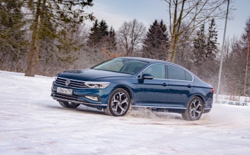 Volkswagen Passat вновь доступен в России с мотором 2.0 TSI